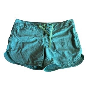 Women's Patagonia Wavefarer Board Shorts 5" Inseam Beryl Green Size 8